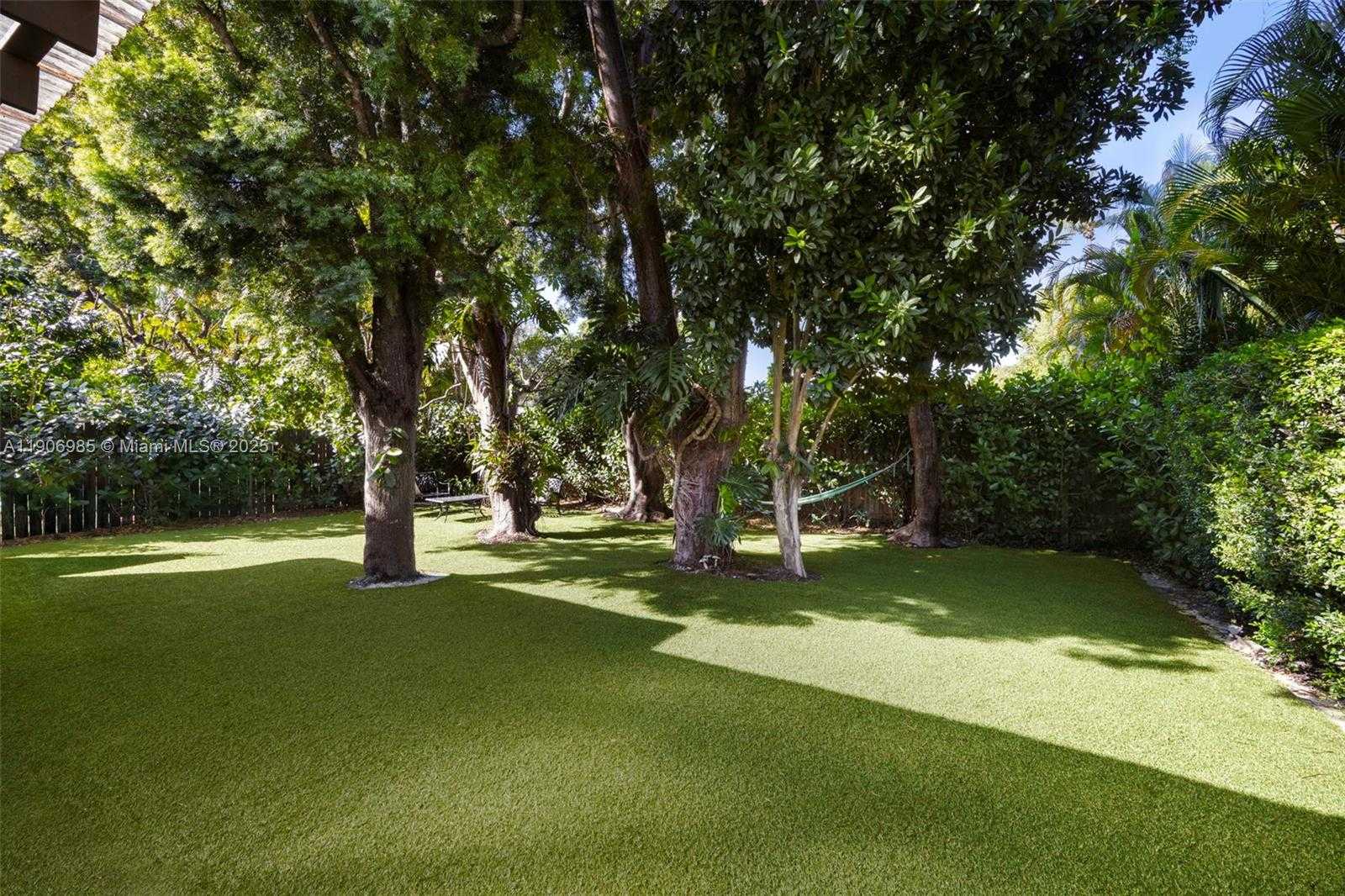 Small Image of 7220 SOUTH WEST 53RD CT, Miami Number 23