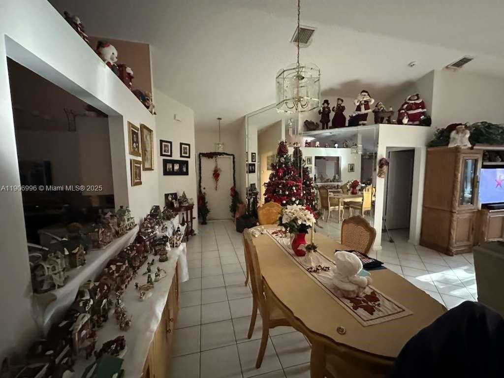 Small Image of 10153 NORTH WEST 3RD CT, Plantation Number 19