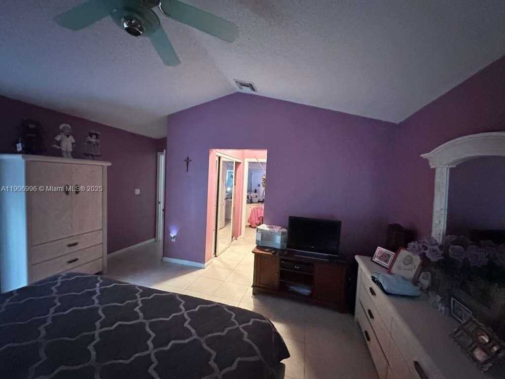 Small Image of 10153 NORTH WEST 3RD CT, Plantation Number 2