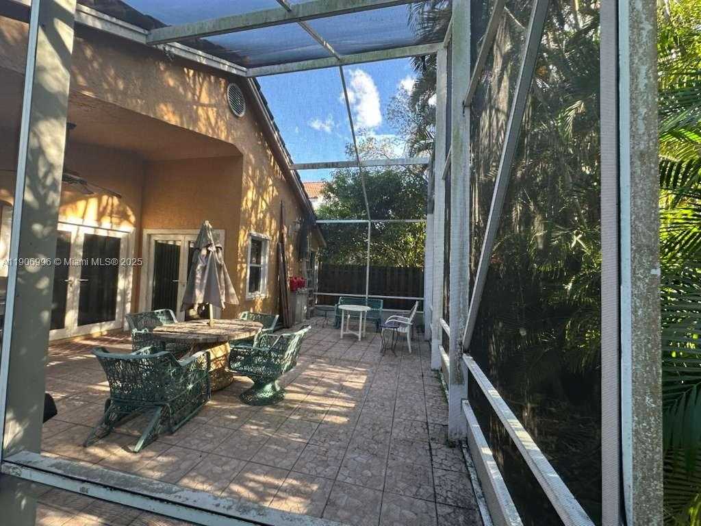 Small Image of 10153 NORTH WEST 3RD CT, Plantation Number 32