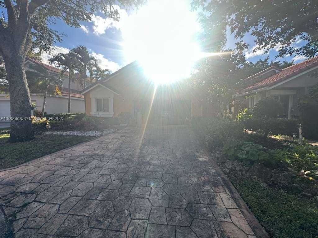 Small Image of 10153 NORTH WEST 3RD CT, Plantation Number 4