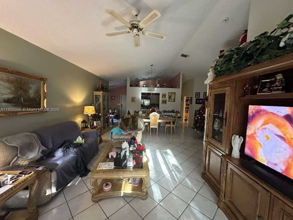 Small Image of 10153 NORTH WEST 3RD CT, Plantation Number 42