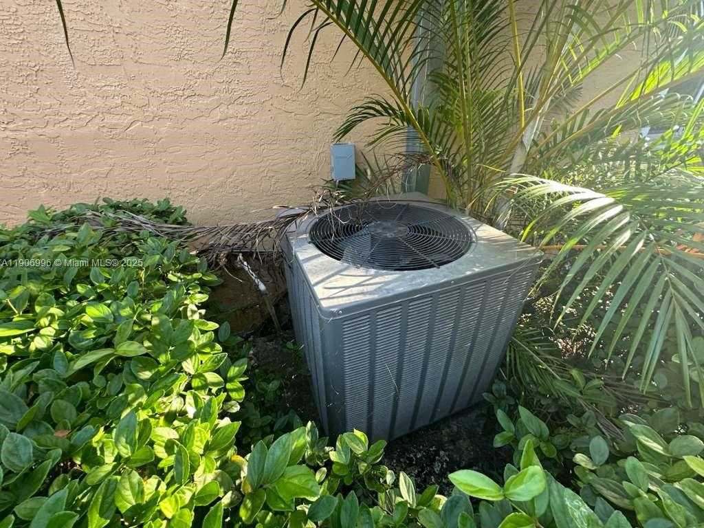 Small Image of 10153 NORTH WEST 3RD CT, Plantation Number 58