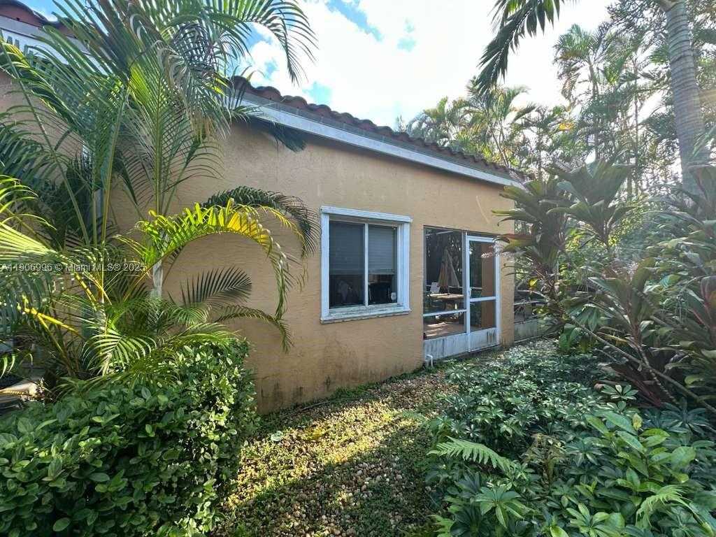 Small Image of 10153 NORTH WEST 3RD CT, Plantation Number 60