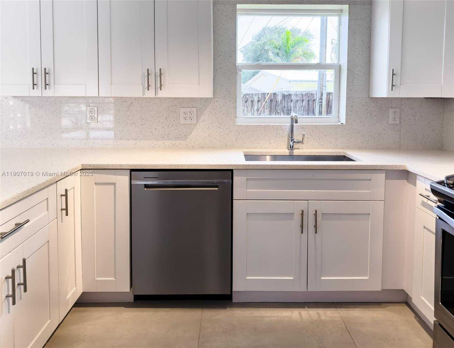 Small Image of 1630 NORTH EAST 34TH CT, Pompano Beach Number 10