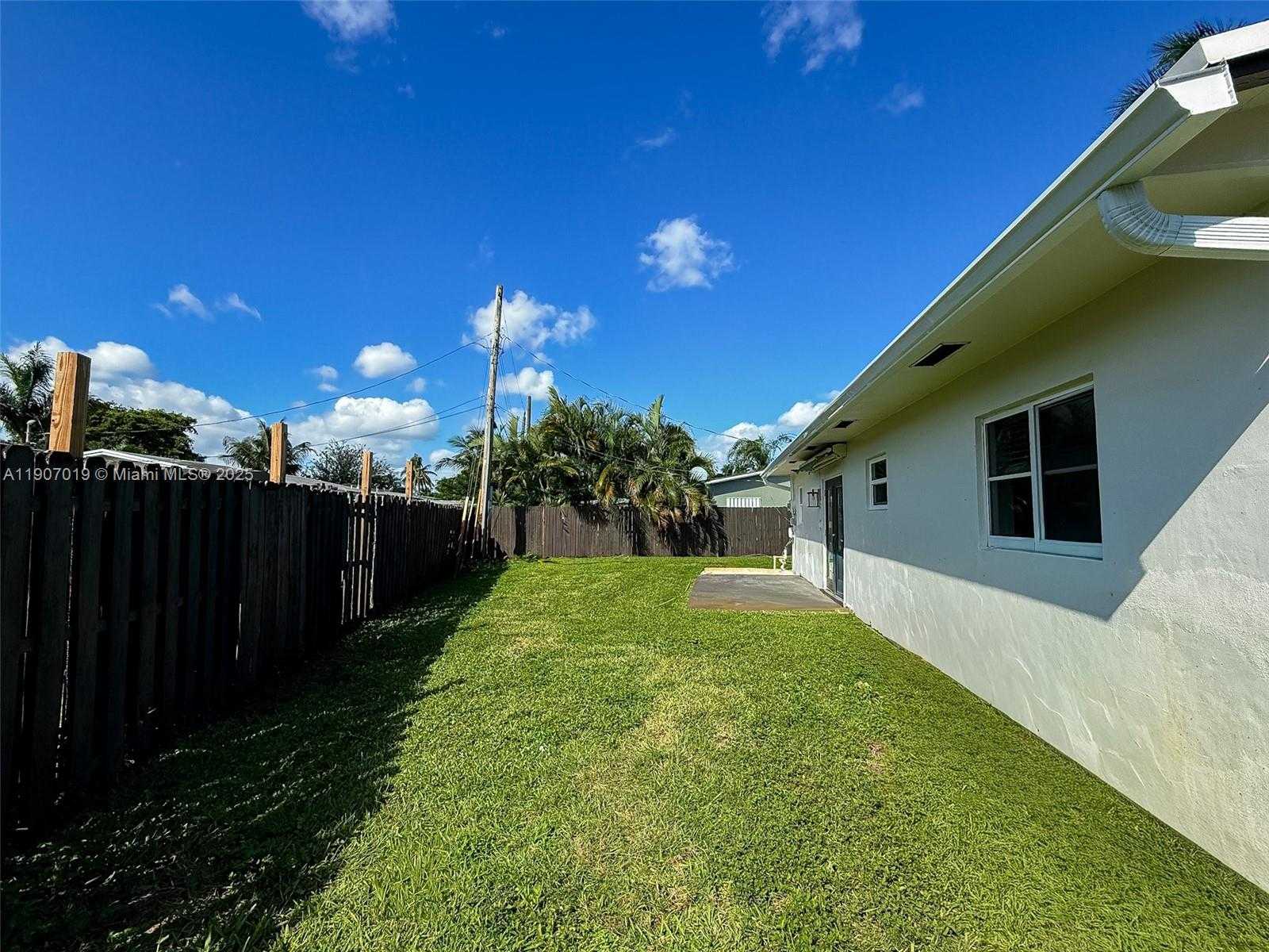 Small Image of 1630 NORTH EAST 34TH CT, Pompano Beach Number 25