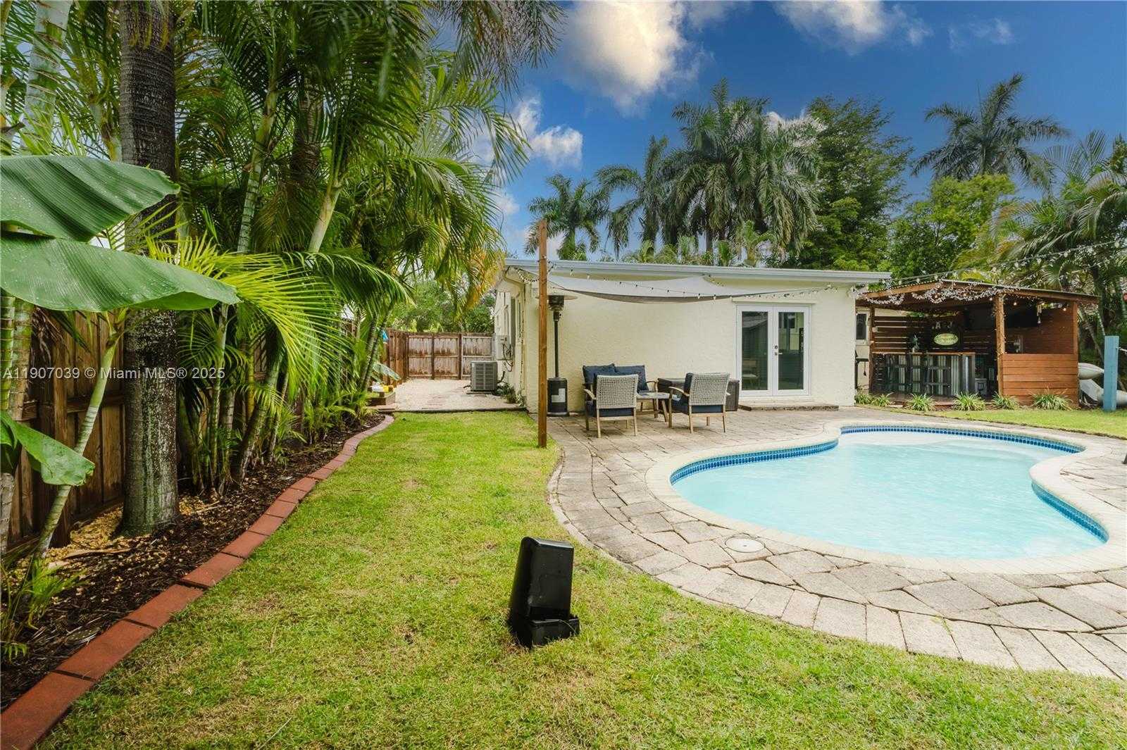 Small Image of 1112 NORTH 31ST AVE, Hollywood Number 19