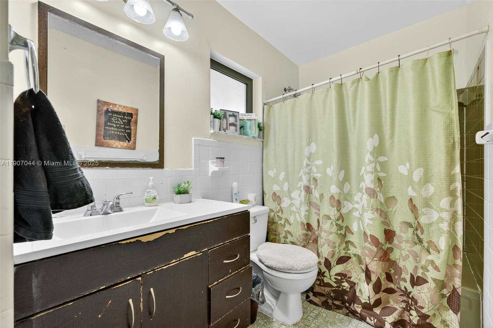 Small Image of 849 NORTH WEST 70TH WAY, Margate Number 19