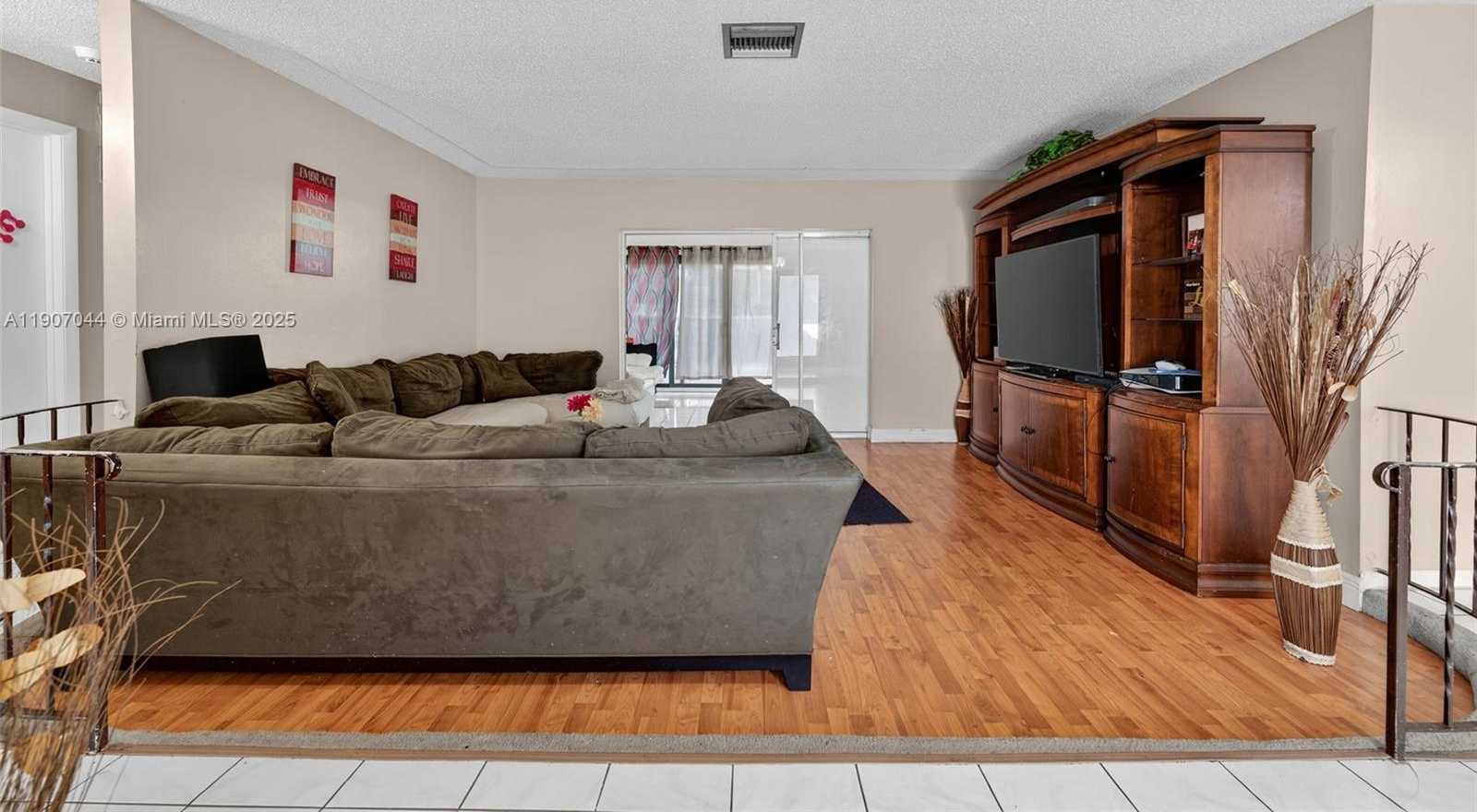 Small Image of 849 NORTH WEST 70TH WAY, Margate Number 4