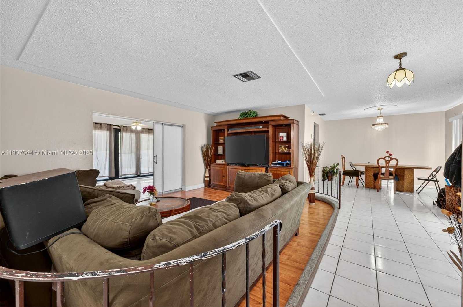 Small Image of 849 NORTH WEST 70TH WAY, Margate Number 5