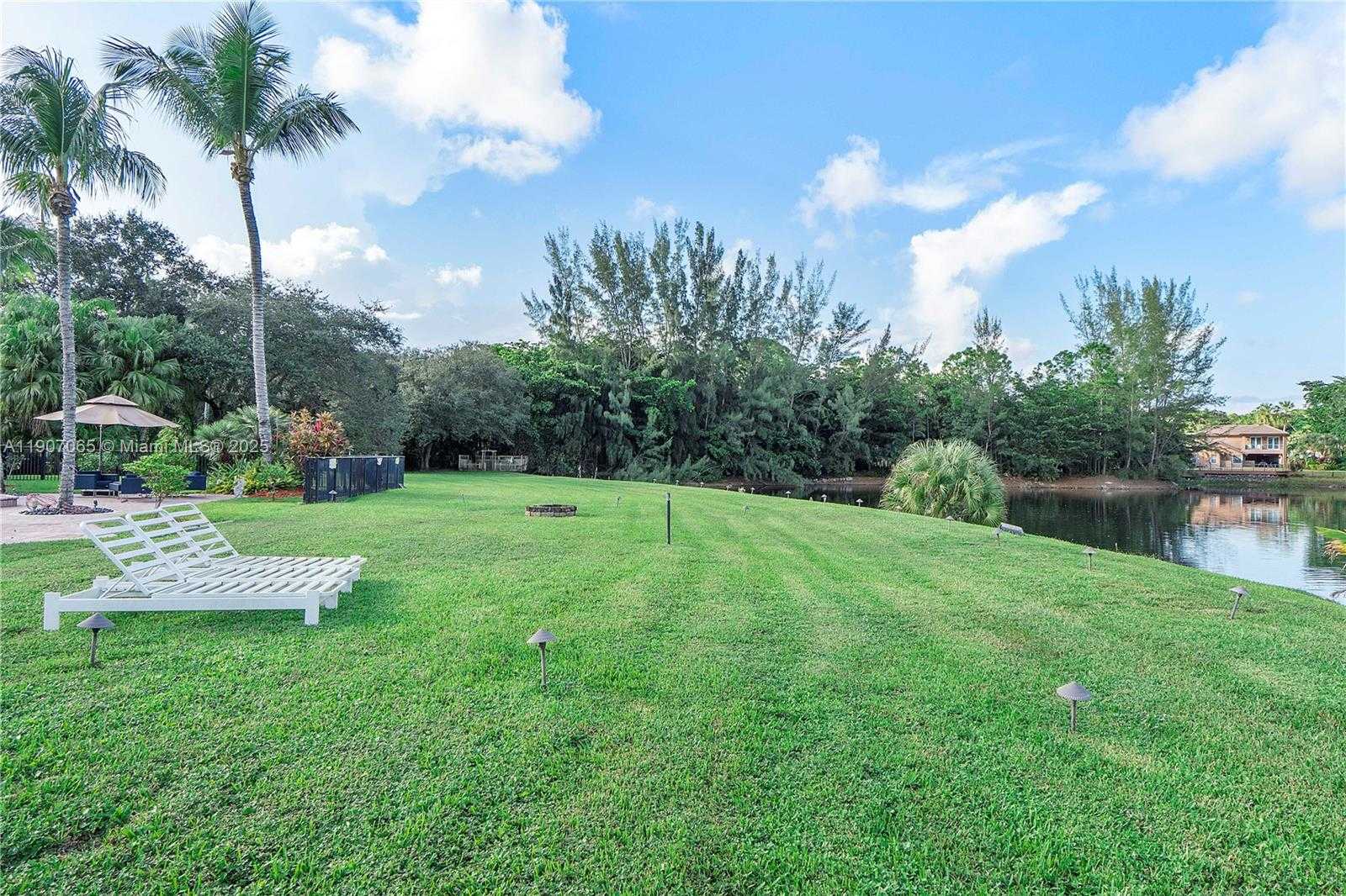 Small Image of 8020 NORTH WEST 47TH DR, Coral Springs Number 63