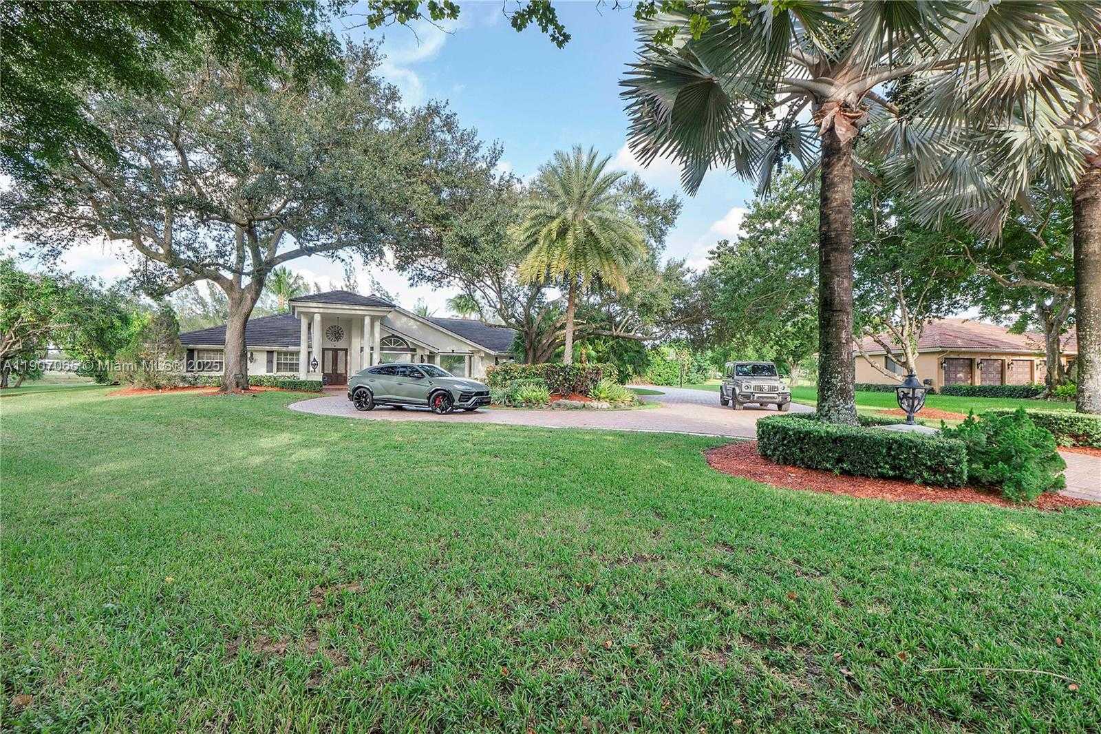 Small Image of 8020 NORTH WEST 47TH DR, Coral Springs Number 64