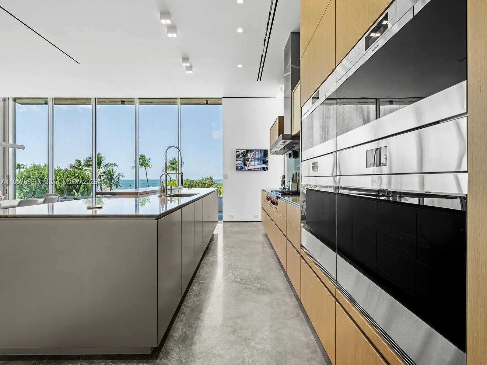 Small Image of 236 COSTA BRAVO DR, Islamorada Number 12