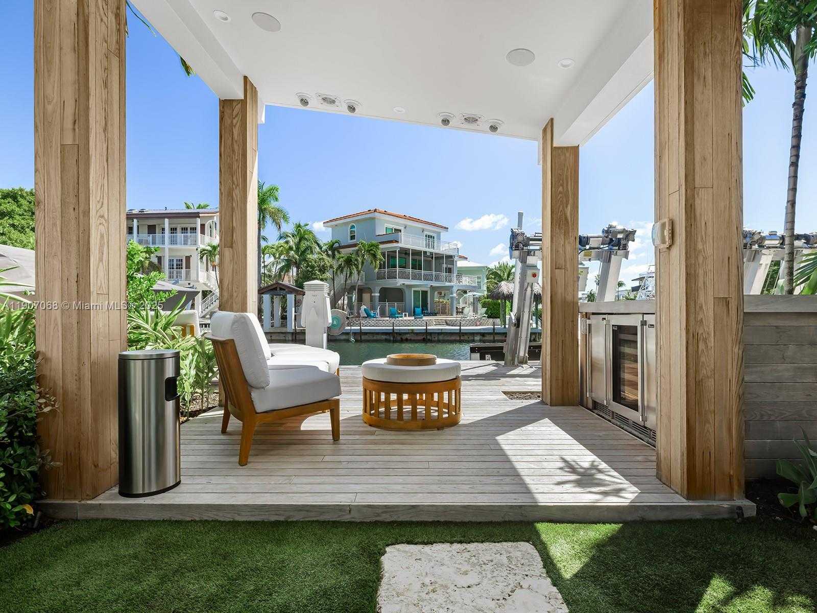 Small Image of 236 COSTA BRAVO DR, Islamorada Number 26