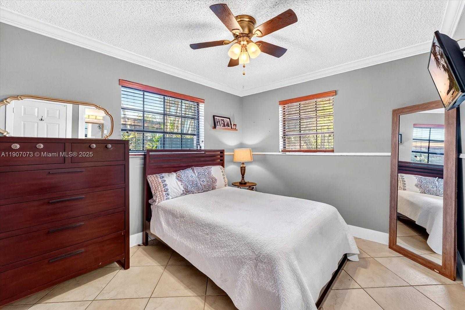 Small Image of 1300 WEST 77TH ST, Hialeah Number 19