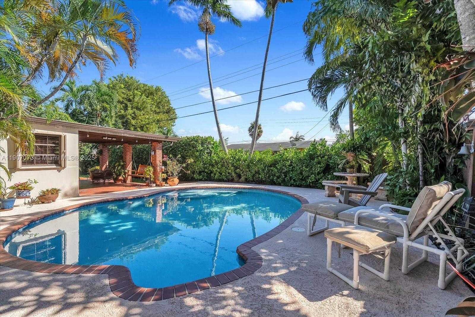 Small Image of 1300 WEST 77TH ST, Hialeah Number 27