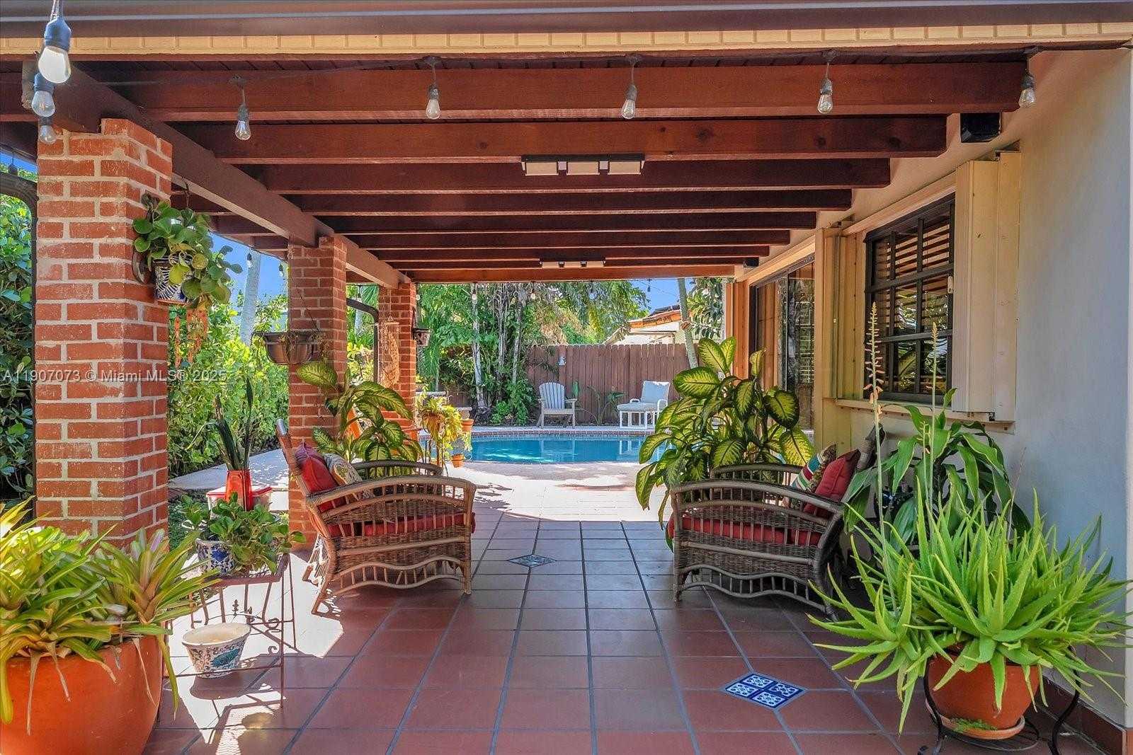 Small Image of 1300 WEST 77TH ST, Hialeah Number 30