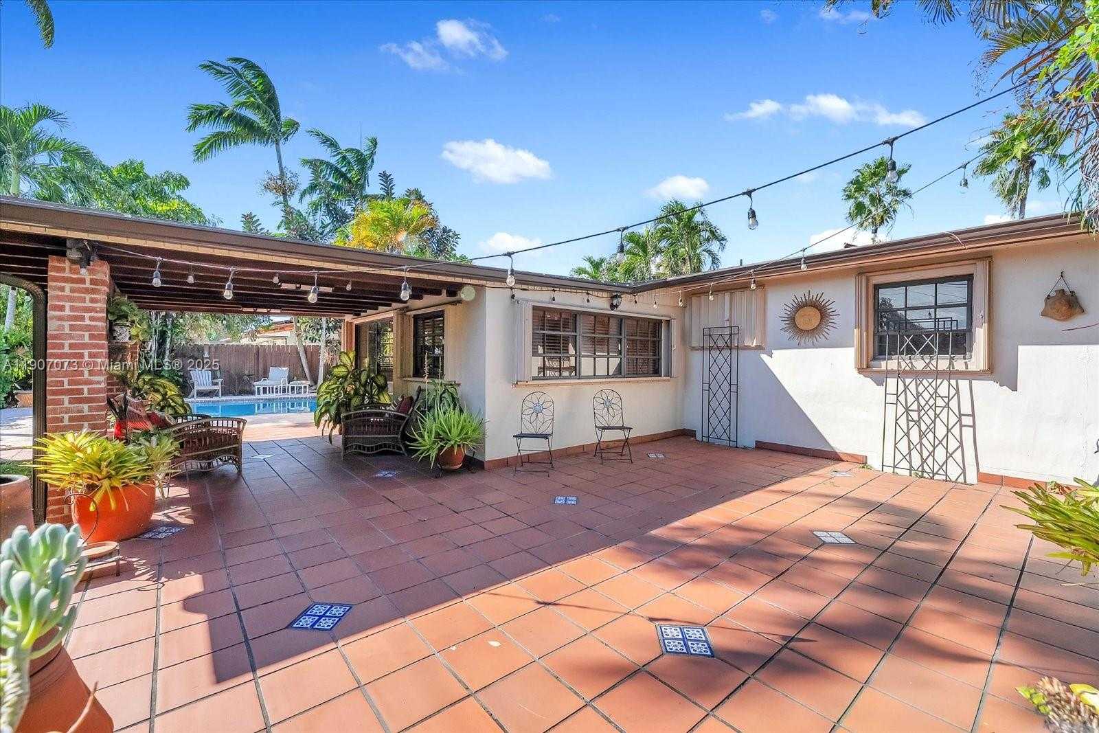 Small Image of 1300 WEST 77TH ST, Hialeah Number 31