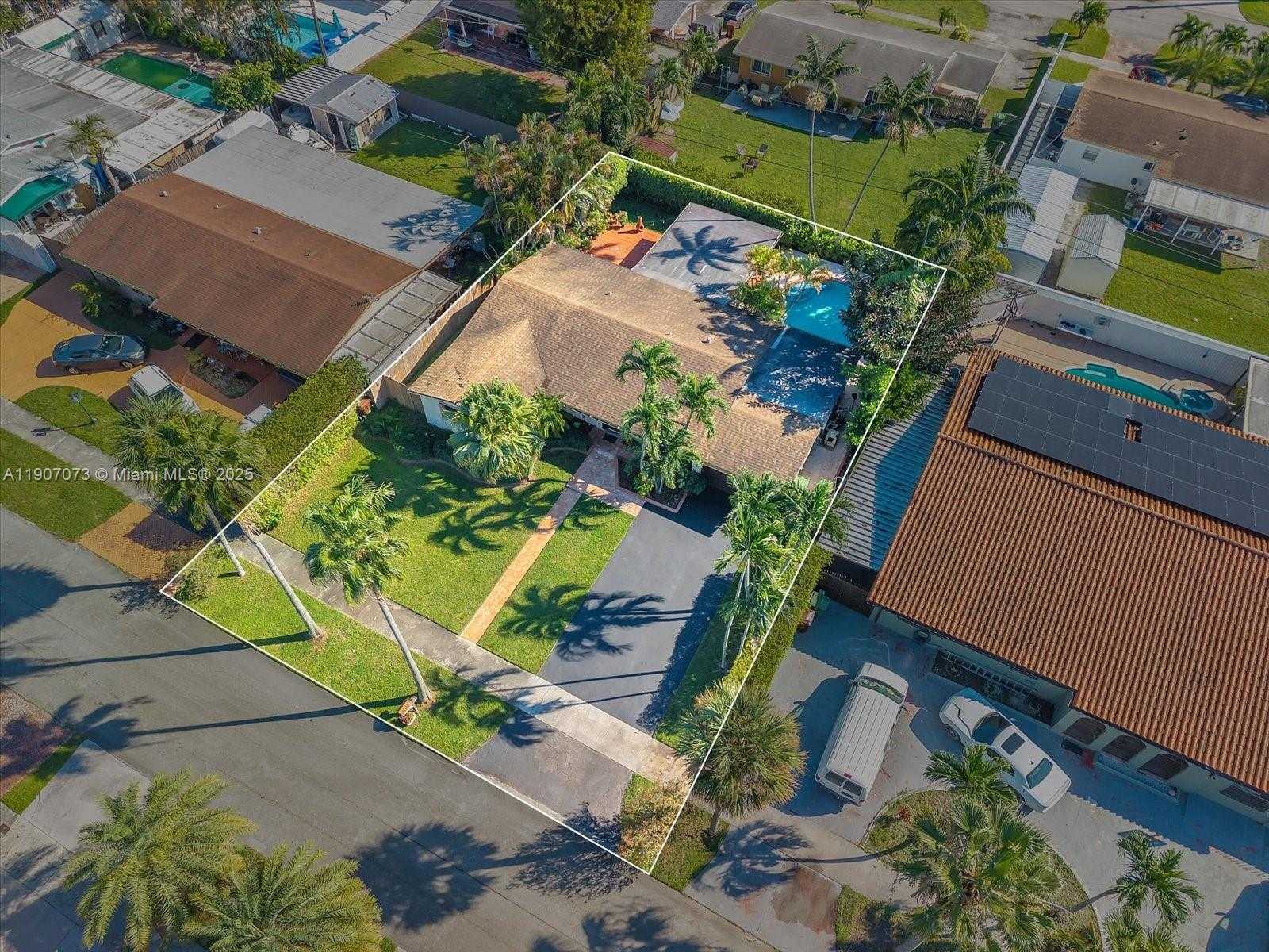 Small Image of 1300 WEST 77TH ST, Hialeah Number 41