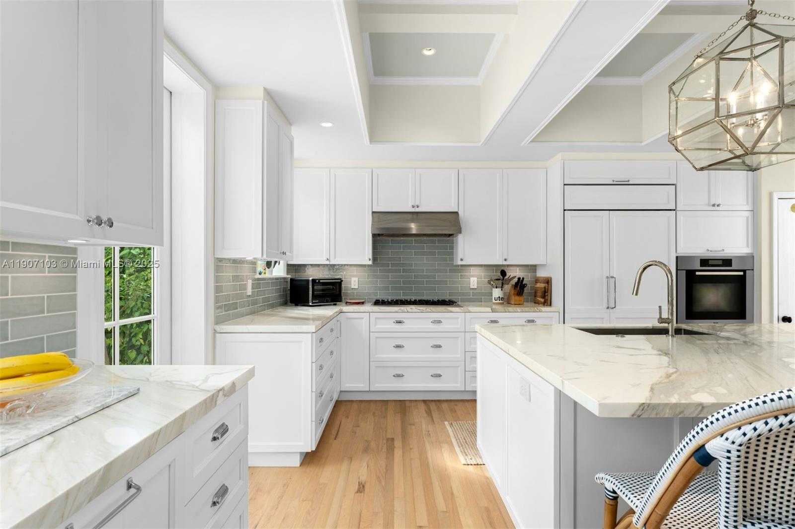 Small Image of 1004 COTORRO AVE, Coral Gables Number 17