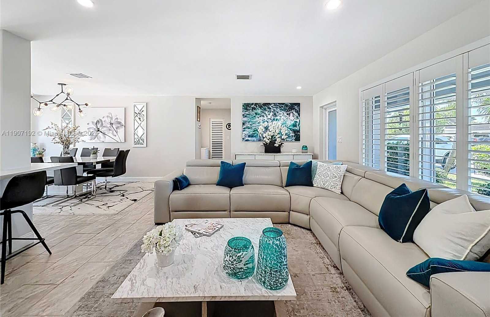 Small Image of 3654 NORTH EAST 19TH AVE, Oakland Park Number 12