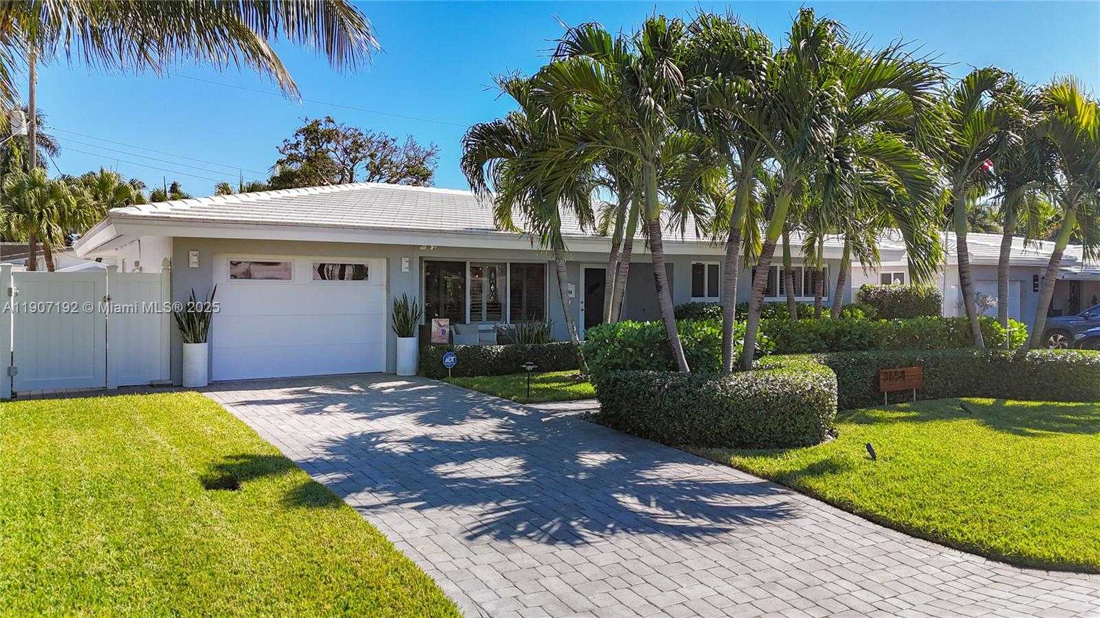 Small Image of 3654 NORTH EAST 19TH AVE, Oakland Park Number 4