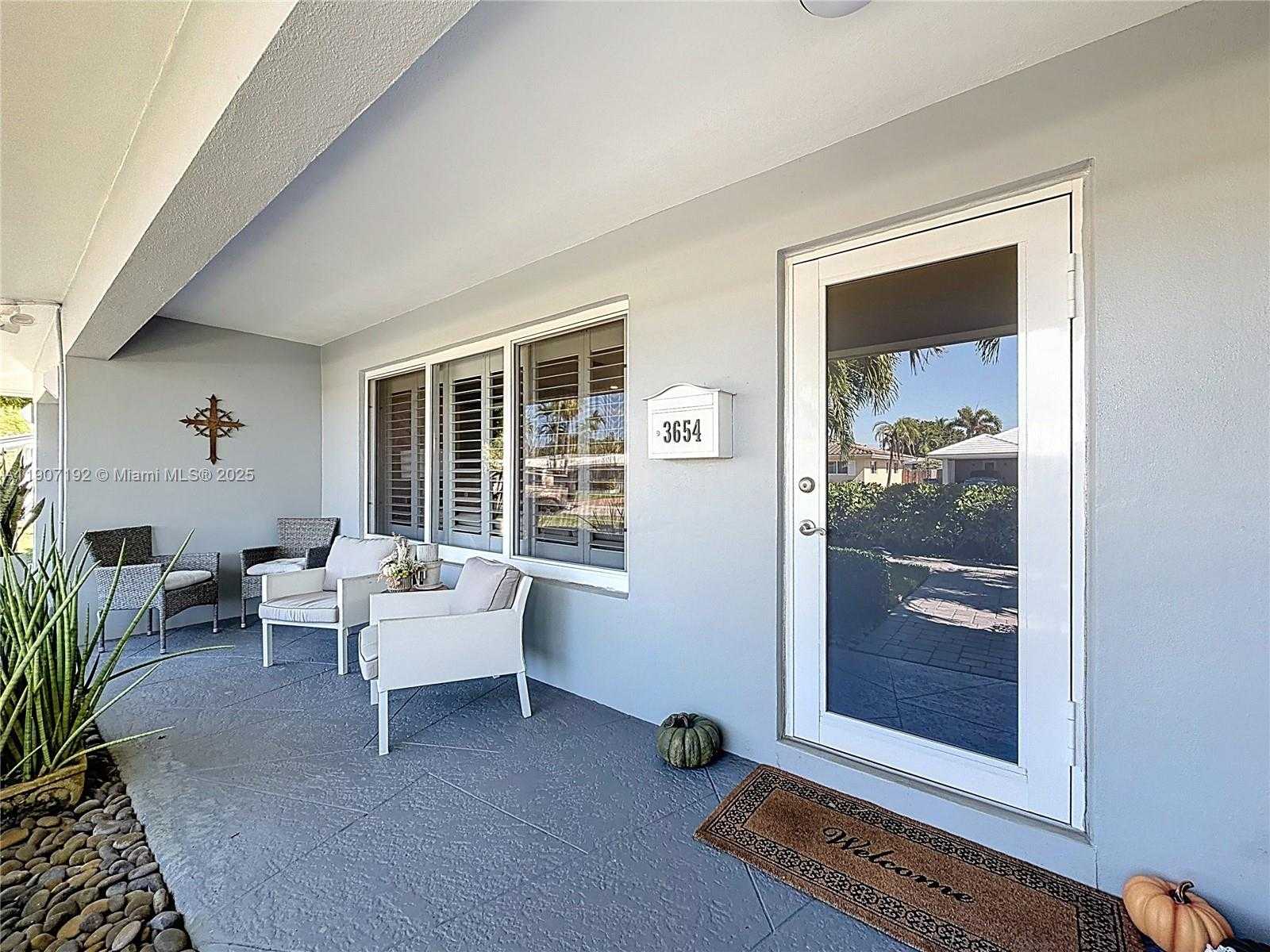 Small Image of 3654 NORTH EAST 19TH AVE, Oakland Park Number 5