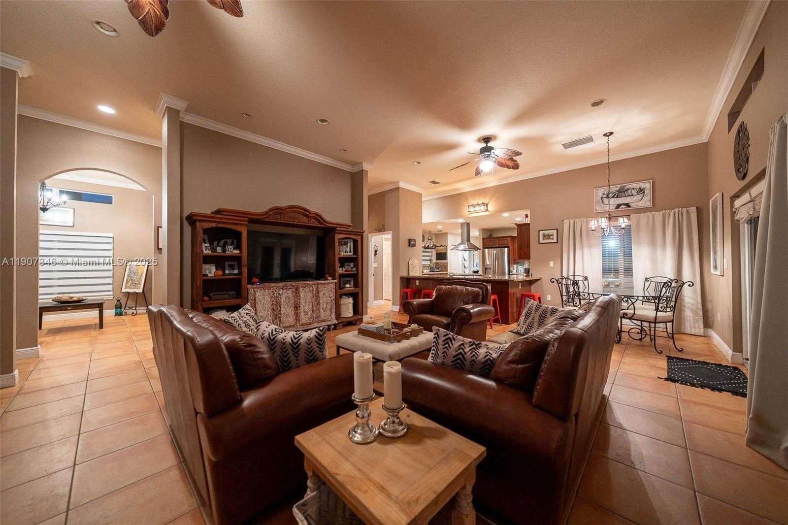 Small Image of 20805 SOUTH WEST 242ND ST, Homestead Number 17