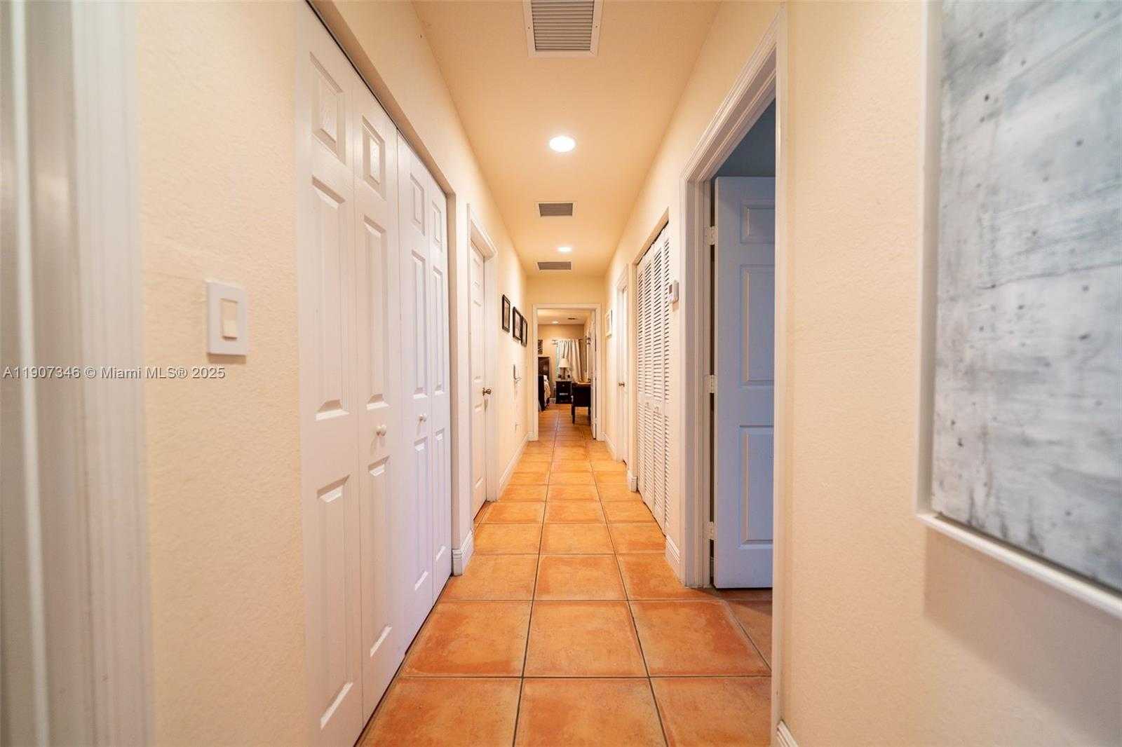 Small Image of 20805 SOUTH WEST 242ND ST, Homestead Number 21