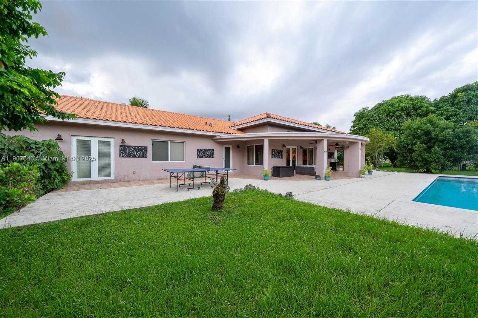 Small Image of 20805 SOUTH WEST 242ND ST, Homestead Number 25