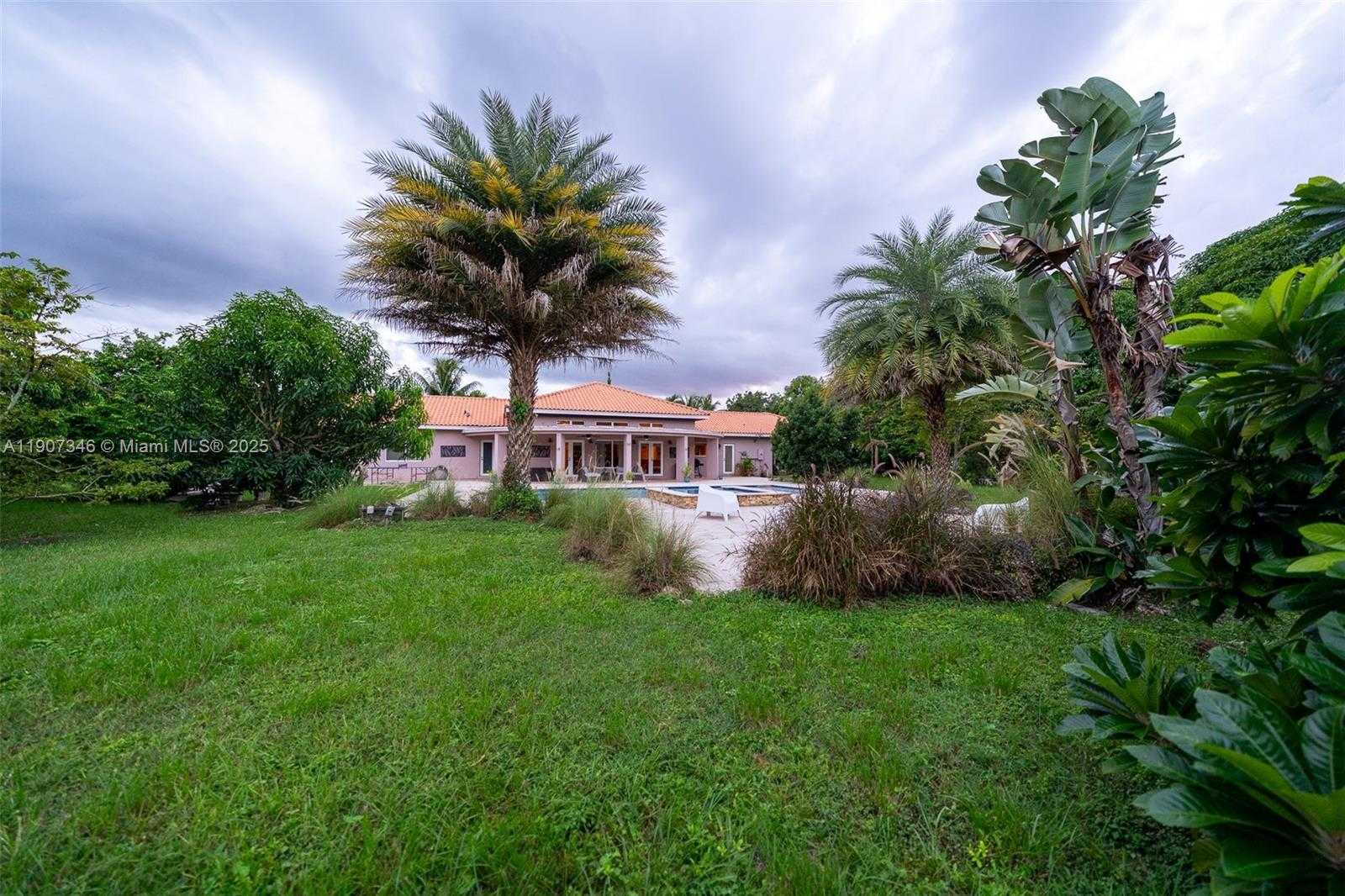 Small Image of 20805 SOUTH WEST 242ND ST, Homestead Number 34