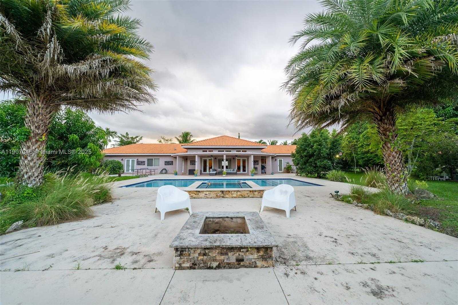 Small Image of 20805 SOUTH WEST 242ND ST, Homestead Number 39