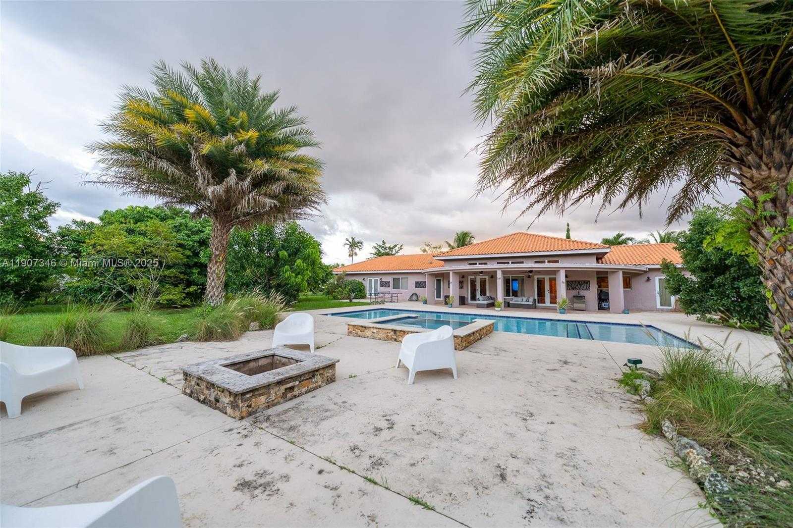 Small Image of 20805 SOUTH WEST 242ND ST, Homestead Number 40