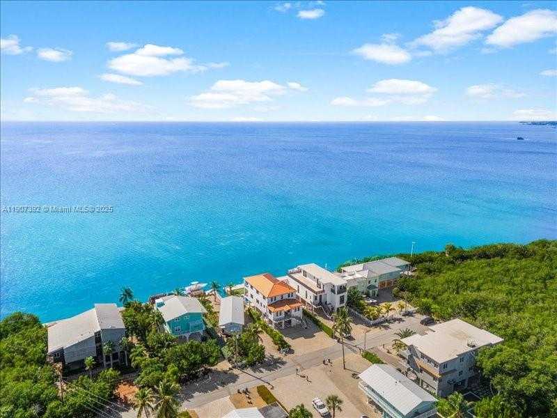 Small Image of 239 TAVERNIER DR, Tavernier Number 14