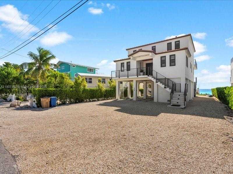 Small Image of 239 TAVERNIER DR, Tavernier Number 27