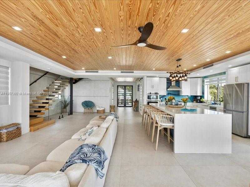 Small Image of 239 TAVERNIER DR, Tavernier Number 49