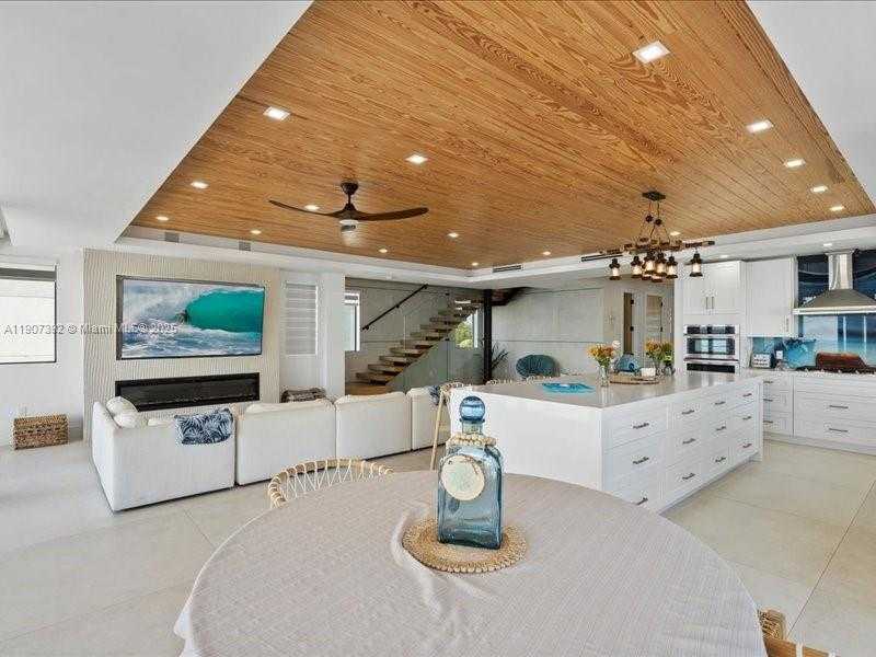 Small Image of 239 TAVERNIER DR, Tavernier Number 52