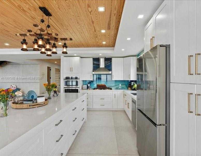 Small Image of 239 TAVERNIER DR, Tavernier Number 59