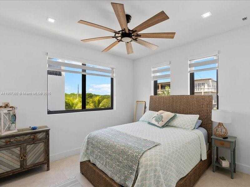 Small Image of 239 TAVERNIER DR, Tavernier Number 61