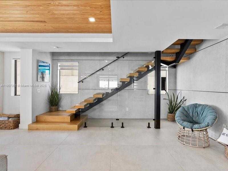 Small Image of 239 TAVERNIER DR, Tavernier Number 68