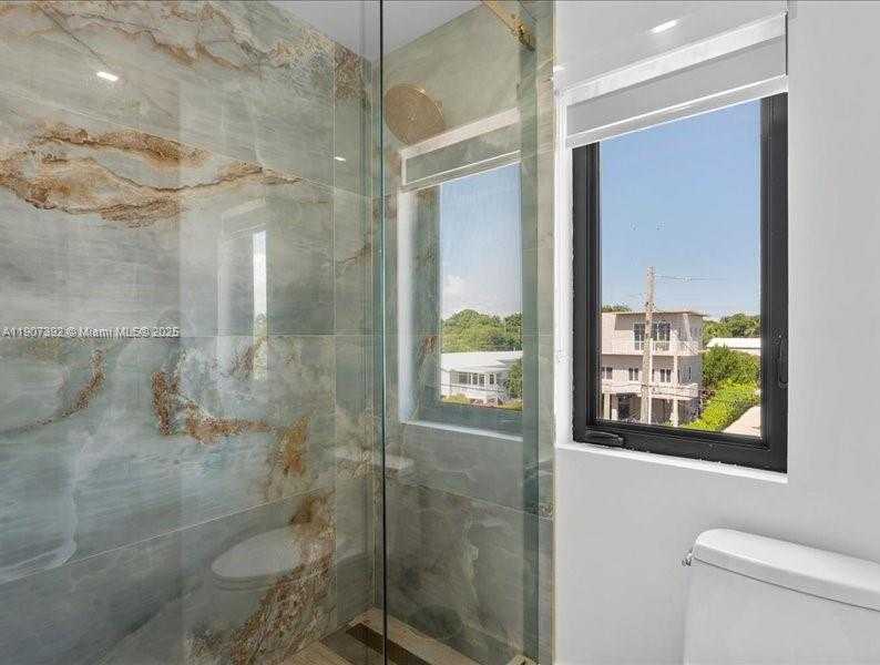 Small Image of 239 TAVERNIER DR, Tavernier Number 71