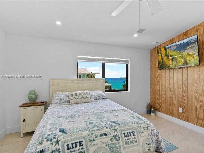 Small Image of 239 TAVERNIER DR, Tavernier Number 75