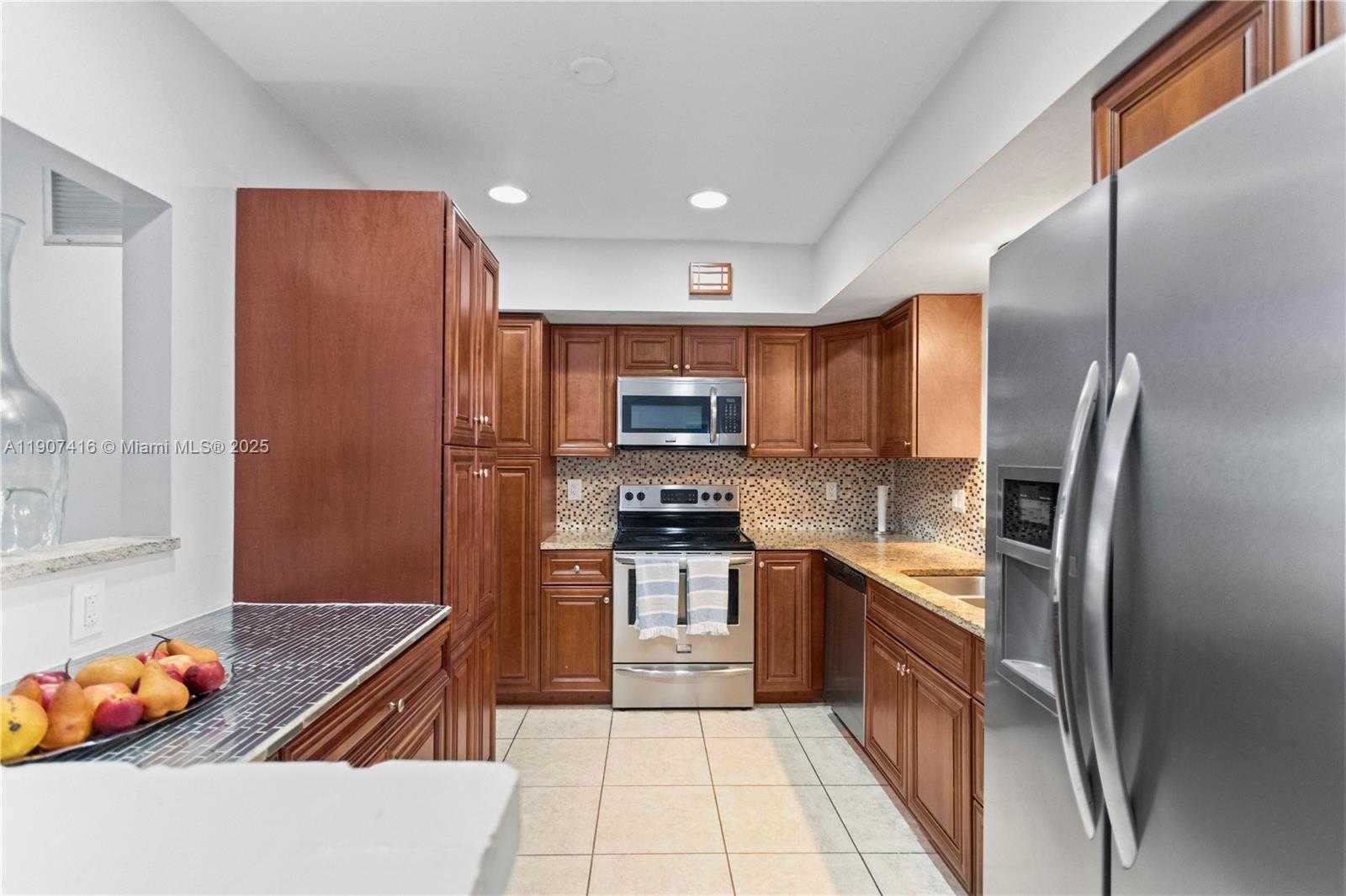 Small Image of 4515 JACKSON ST, Hollywood Number 16