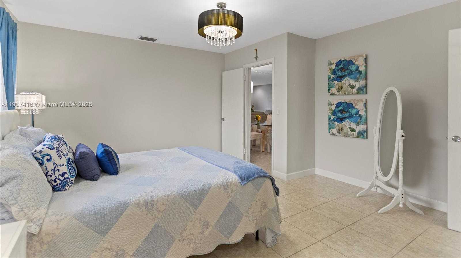 Small Image of 4515 JACKSON ST, Hollywood Number 28