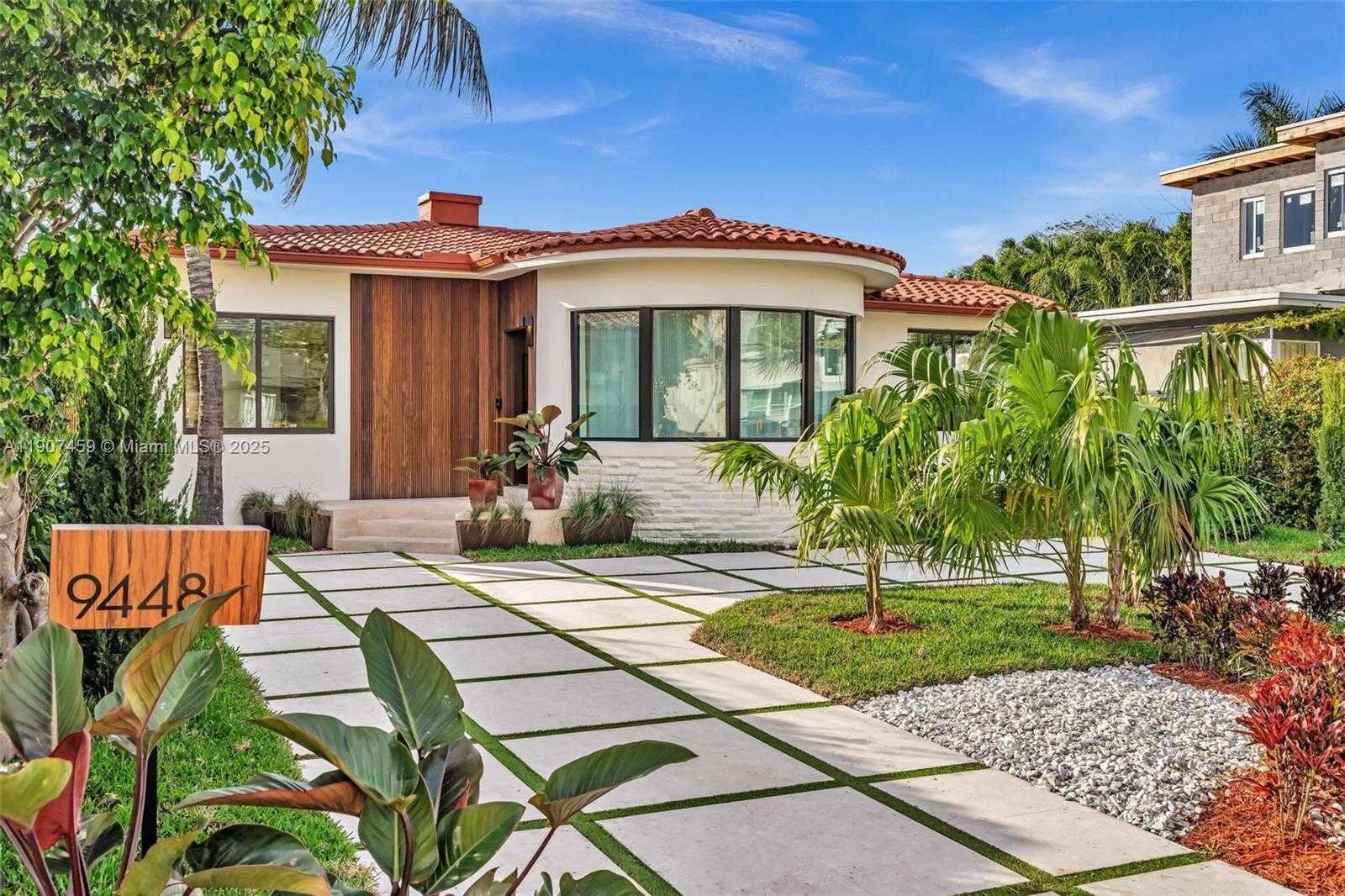 Small Image of 9448 ABBOTT AVE, Surfside Number 1