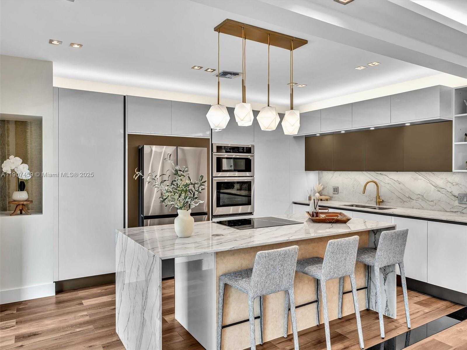 Small Image of 9448 ABBOTT AVE, Surfside Number 30