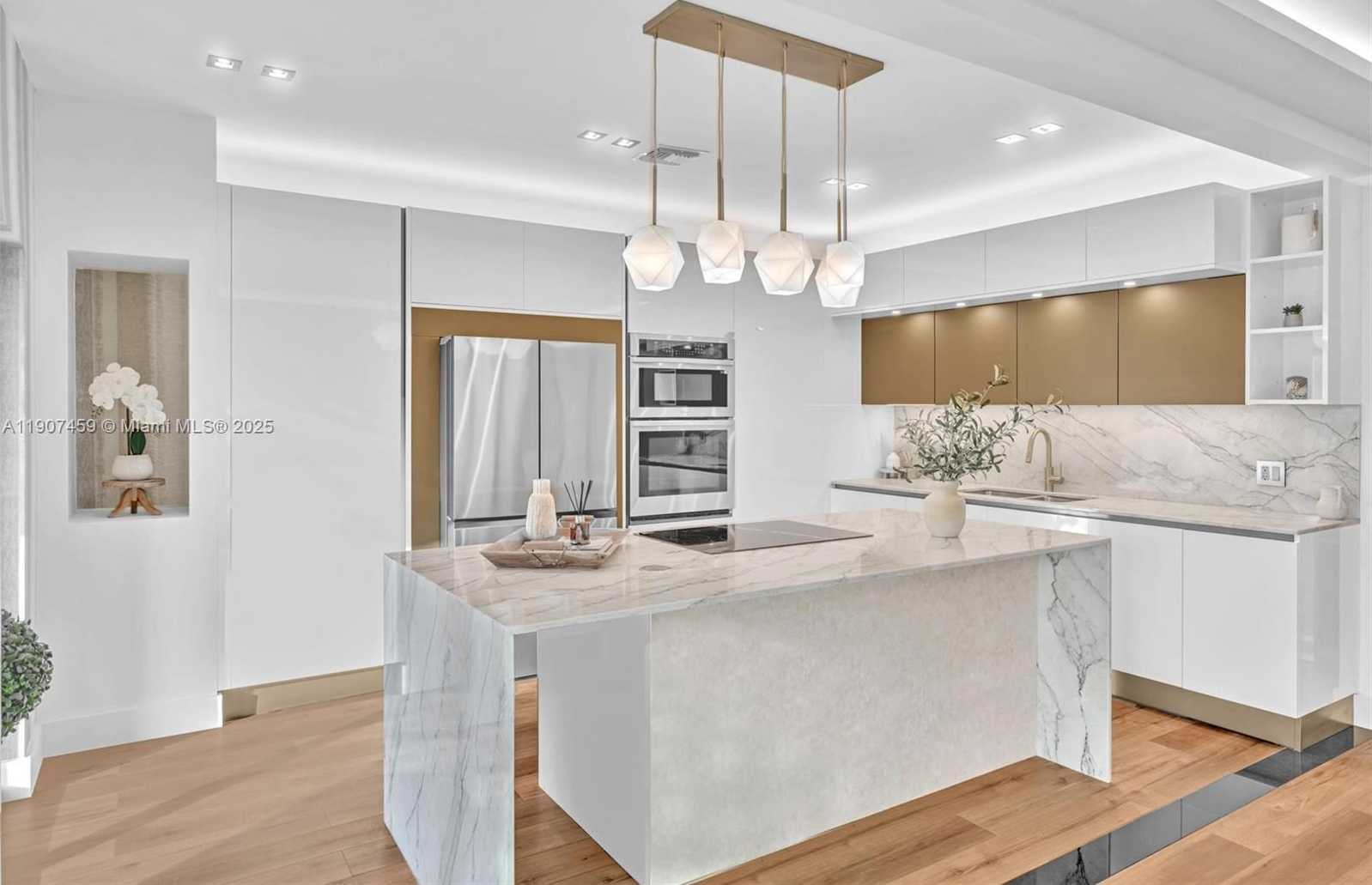 Small Image of 9448 ABBOTT AVE, Surfside Number 31