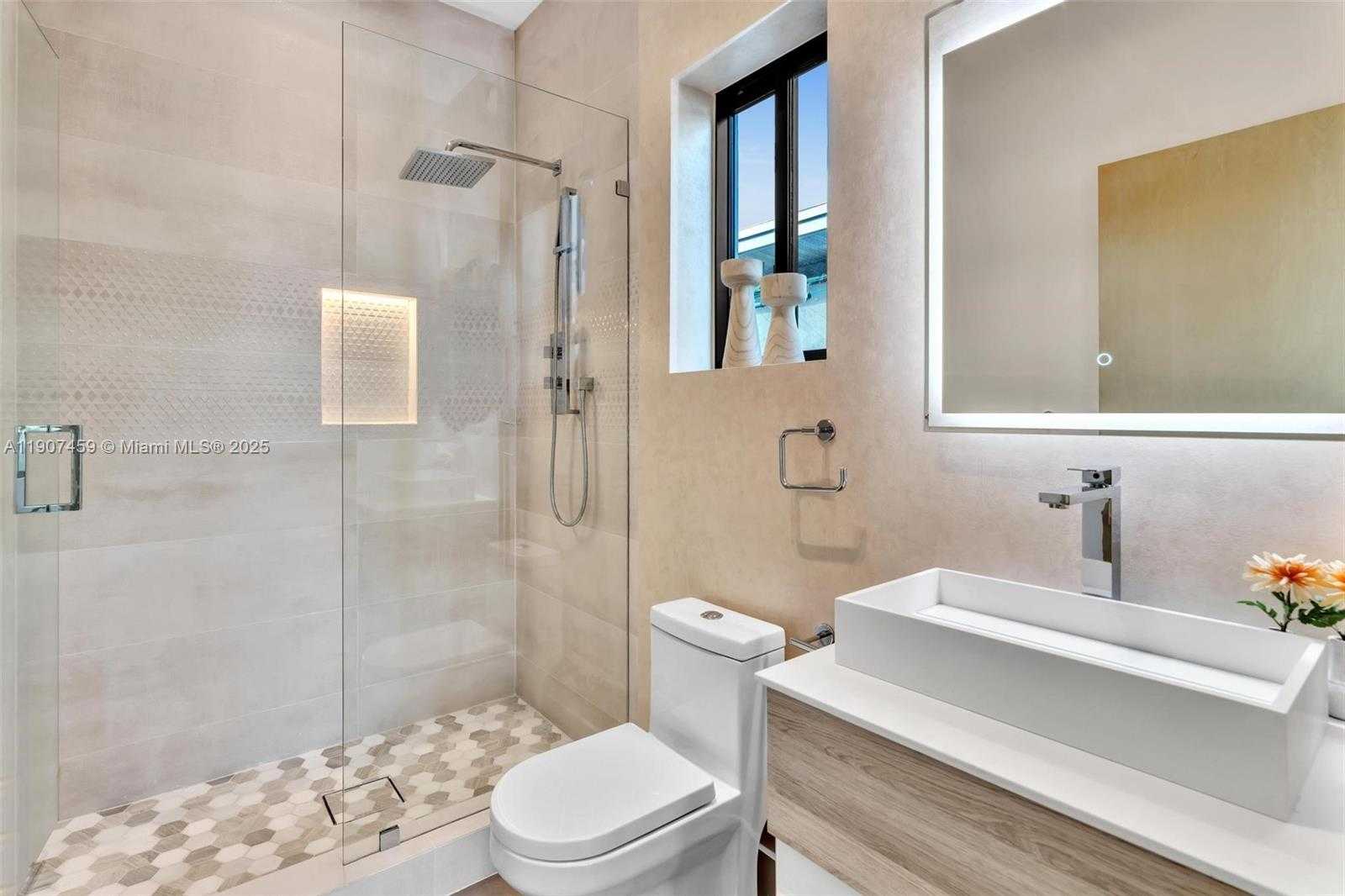 Small Image of 9448 ABBOTT AVE, Surfside Number 48