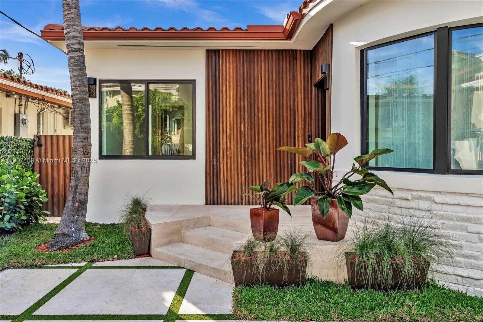 Small Image of 9448 ABBOTT AVE, Surfside Number 9