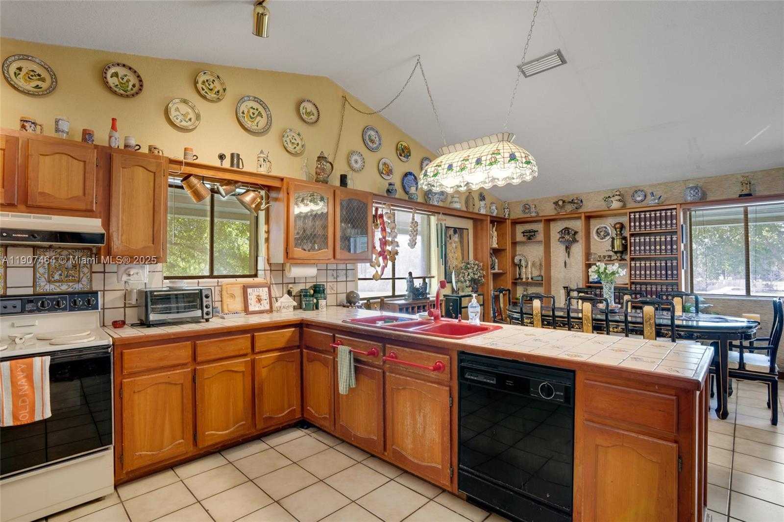 Small Image of 8531 FRANJO RD, Cutler Bay Number 13